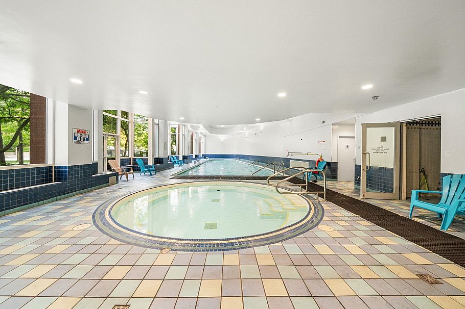 1501 193 Aquarius Mews Vancouver, BC - 32