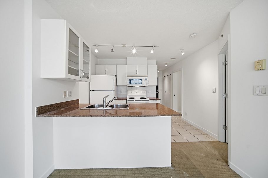 1908 938 Smithe Street Vancouver, BC - 9