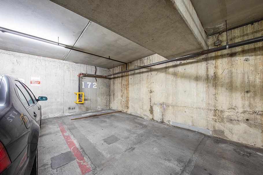 209 1330 Burrard Street Vancouver, BC - 9