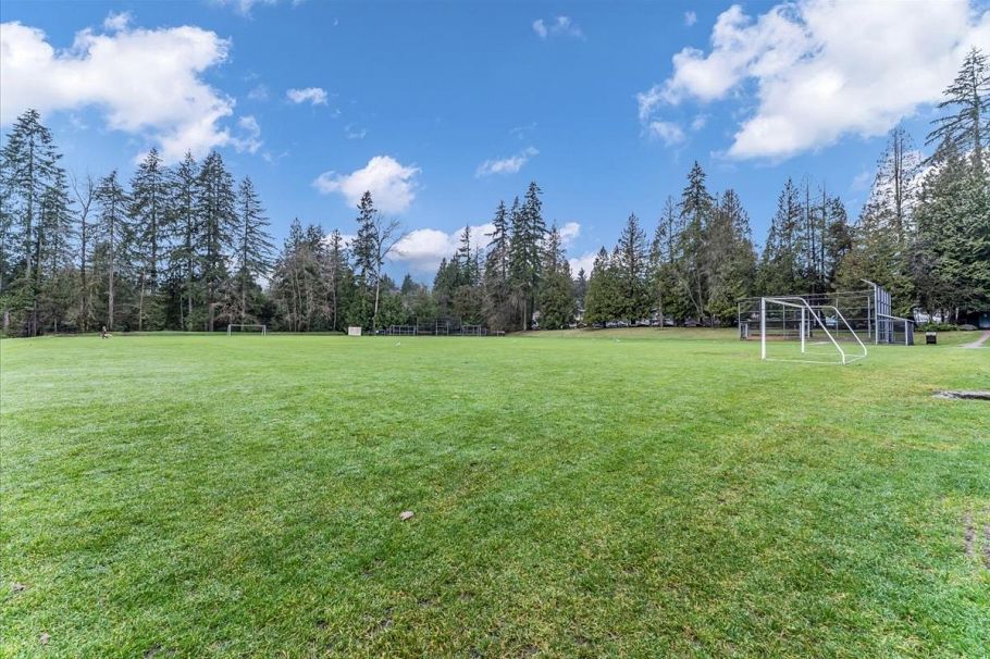 1707 Dempsey Road North Vancouver, BC - 23