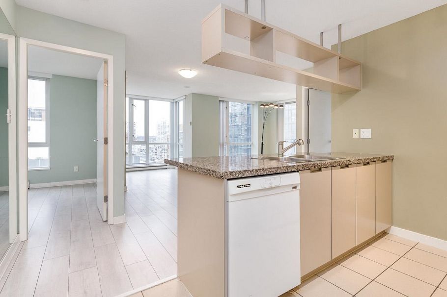 1708 1082 Seymour Street Vancouver, BC - 3