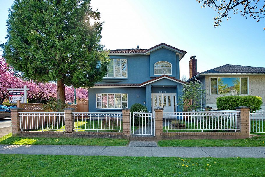 6499 St. Catherines Street Vancouver, BC - 1