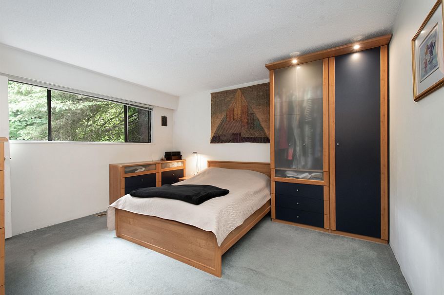 3875 Regent Avenue North Vancouver, BC - 13