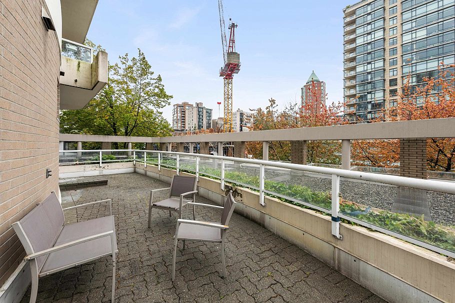 201 1788 W Georgia Street Vancouver, BC - 28