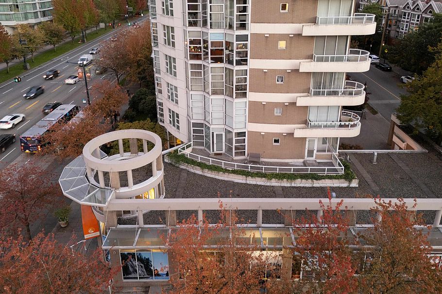 201 1788 W Georgia Street Vancouver, BC - 35