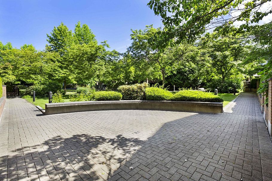 307 6268 Eagles Drive Vancouver, BC - 5