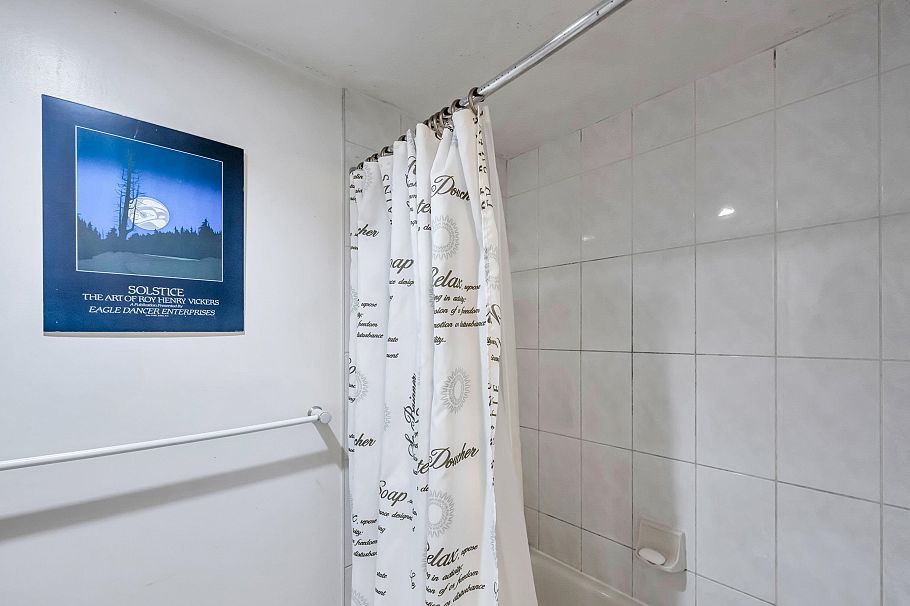 202 525 Wheelhouse Square Vancouver, BC - 6