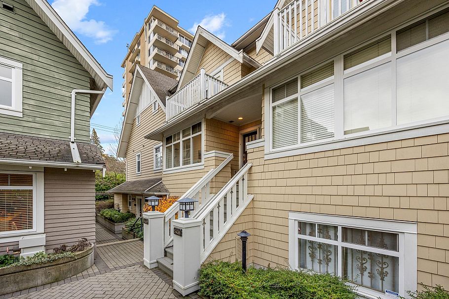 5406 Larch Street Vancouver, BC - 3