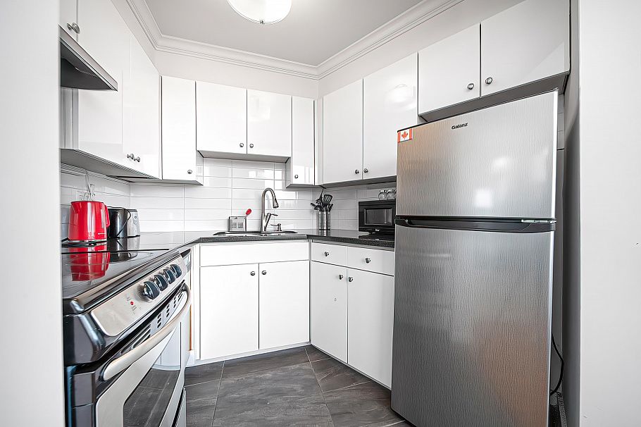 604 4691 W 10th Avenue Vancouver, BC - 14