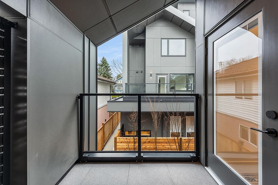 1 273 W 17th Avenue Vancouver, BC - 22