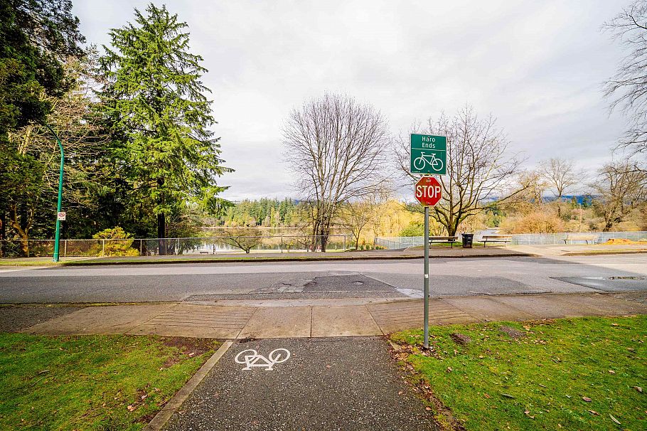 2006 1850 Comox Street Vancouver, BC - 38