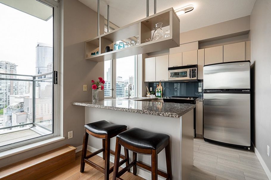 PH3 1082 Seymour Street Vancouver, BC - 10