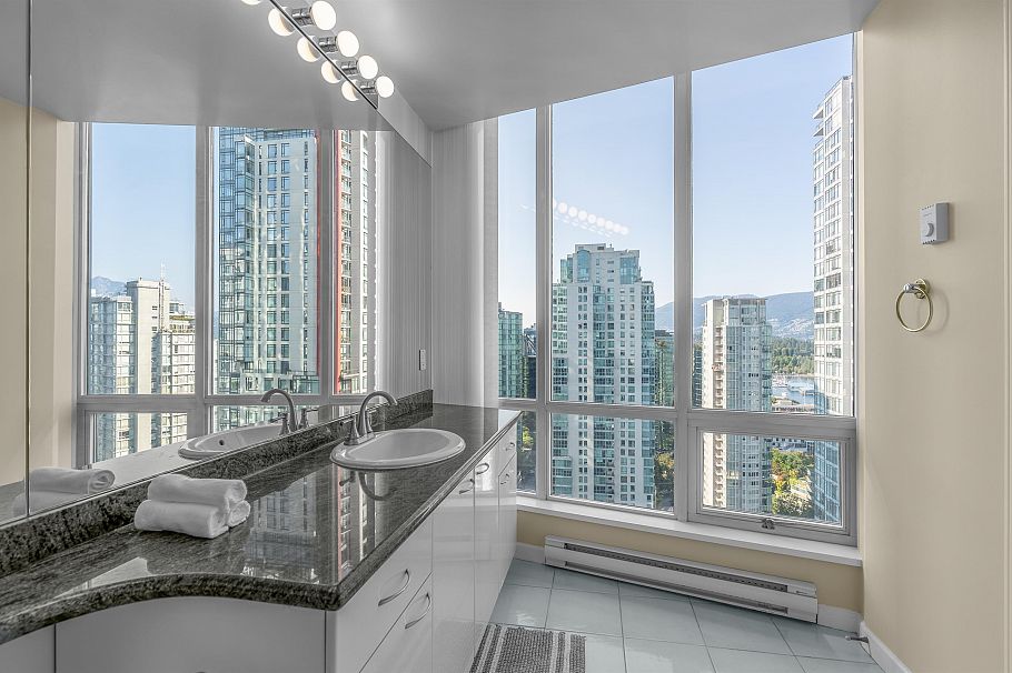 2702 1166 Melville Street Vancouver, BC - 23