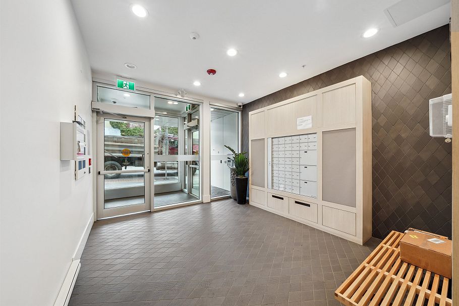 202 2508 Fraser Street Vancouver, BC - 23