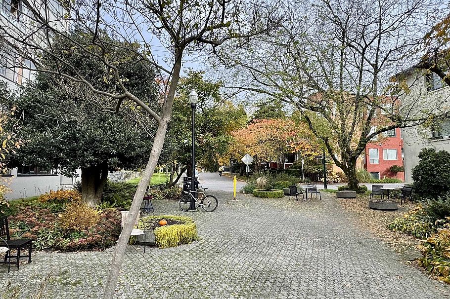 403 1010 Chilco Street Vancouver, BC - 19