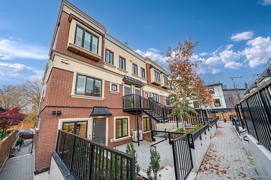 105 918 W 32nd Avenue Vancouver, BC - 3