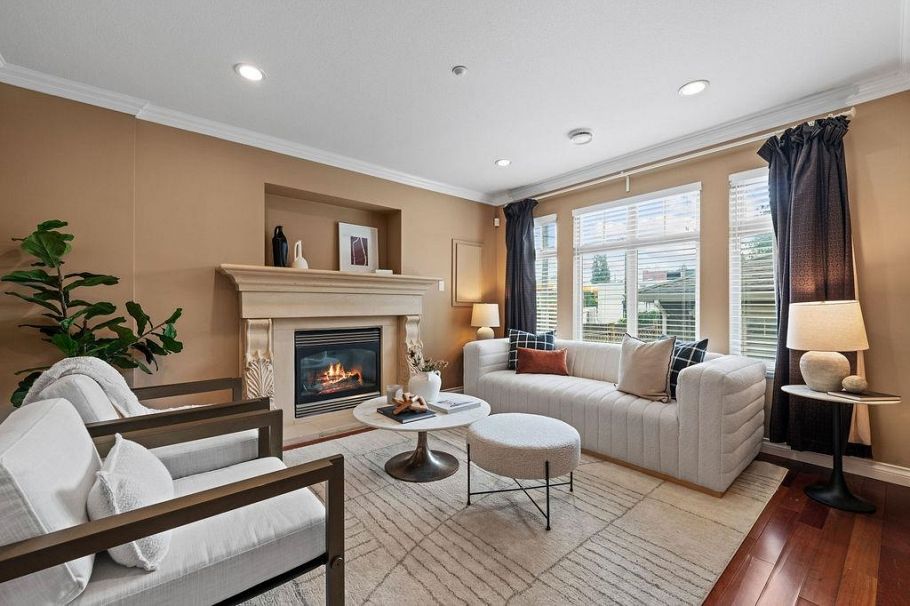 1254 E 11th Avenue Vancouver, BC - 2