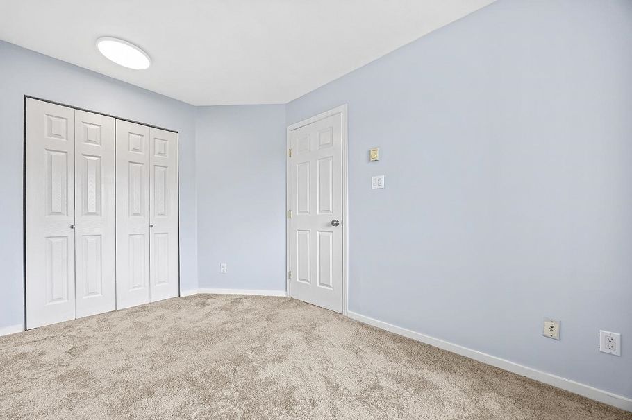 211 868 Kingsway Vancouver, BC - 14