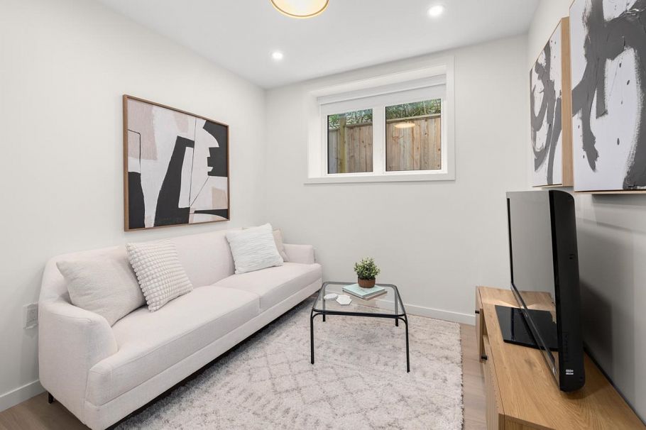 681 W 18th Avenue Vancouver, BC - 20