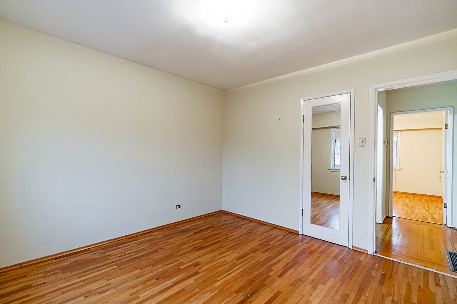 1174 Kelowna Street Vancouver, BC - 17