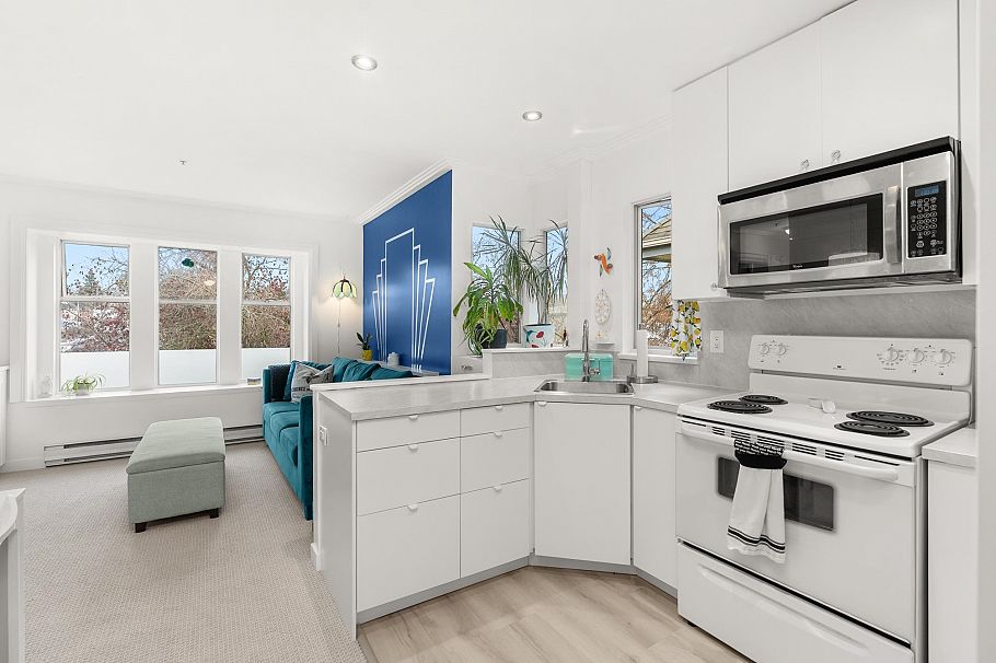 E301 623 W 14th Avenue Vancouver, BC - 3