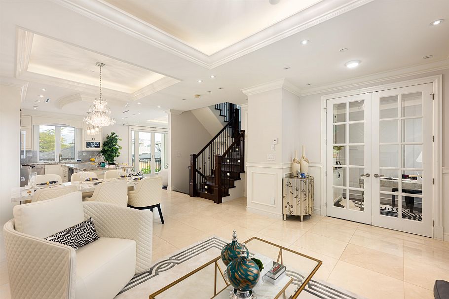 4043 W 11th Avenue Vancouver, BC - 3