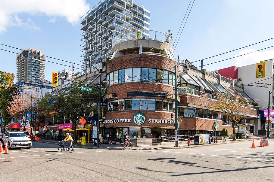 2006 1850 Comox Street Vancouver, BC - 32