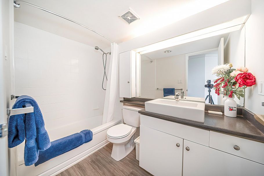 604 4691 W 10th Avenue Vancouver, BC - 18