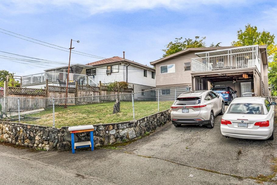 6036 Knight Street Vancouver, BC - 30