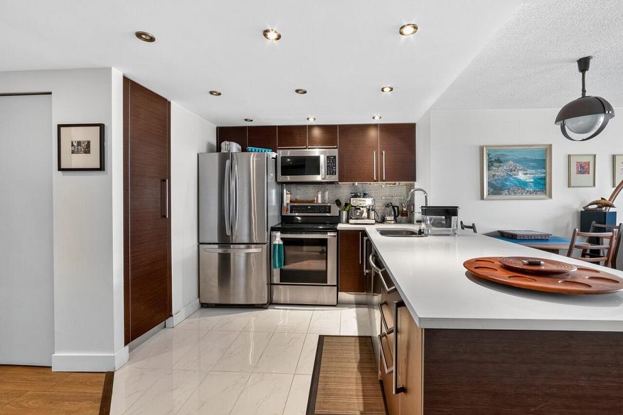 801 1500 Howe Street Vancouver, BC - 6