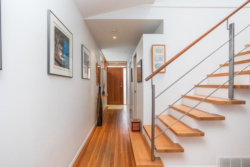 4436 W 12th Avenue Vancouver, BC - 8