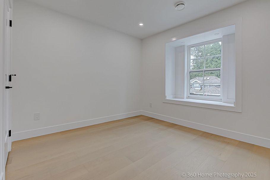 3252 Allan Road North Vancouver, BC - 17