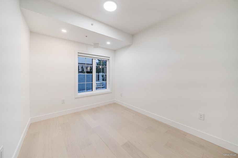 105 918 W 32nd Avenue Vancouver, BC - 19