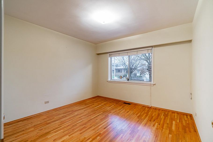 1174 Kelowna Street Vancouver, BC - 14