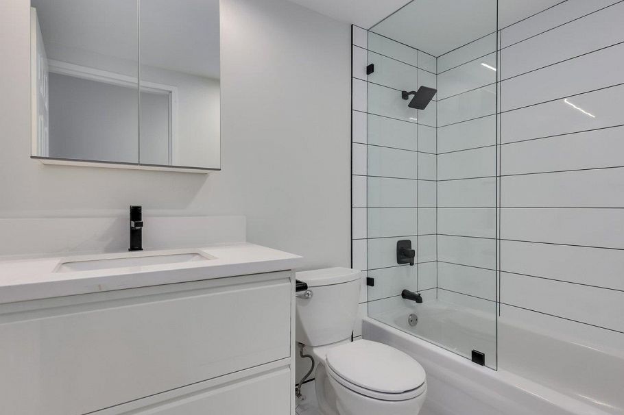 307 2255 York Avenue Vancouver, BC - 17