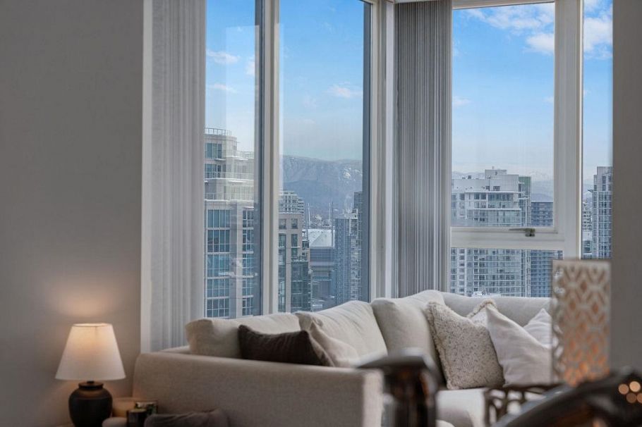 3107 1408 Strathmore Mews Vancouver, BC - 3