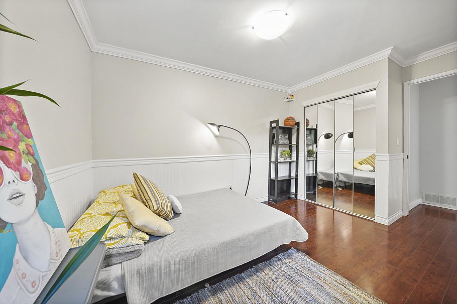 49 1910 Cedar Village Crescent North Vancouver, BC - 24