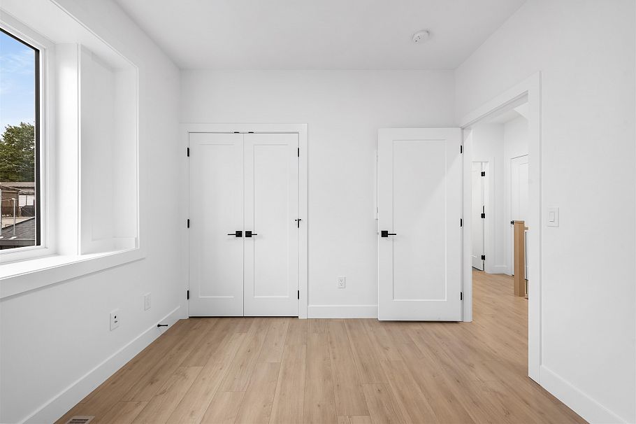 2 1160 Rossland Street Vancouver, BC - 13