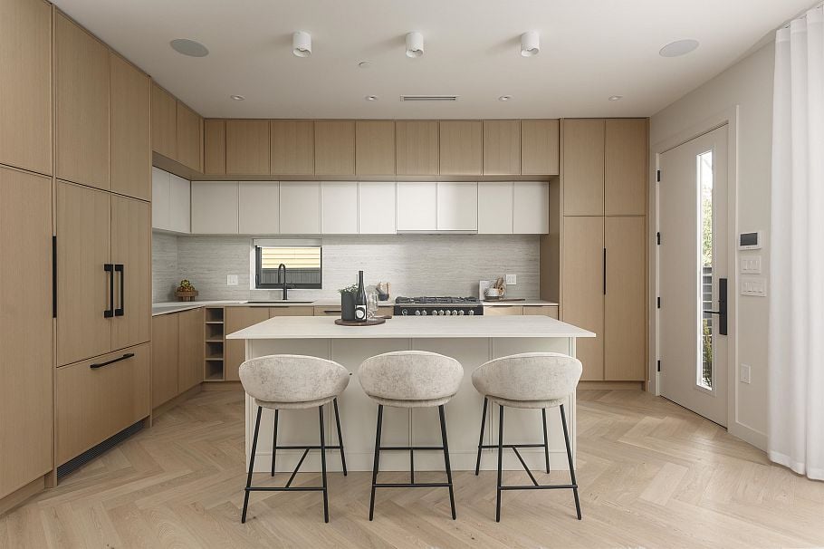 1 58 E 40th Avenue Vancouver, BC - 8