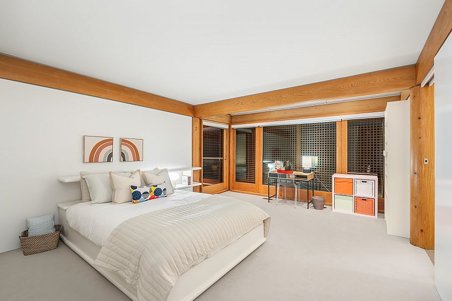 1299 W 57th Avenue Vancouver, BC - 21