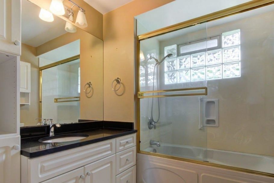 622 Croydon Place North Vancouver, BC - 19