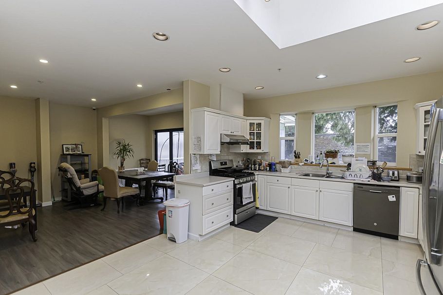 3456 W 36th Avenue Vancouver, BC - 9