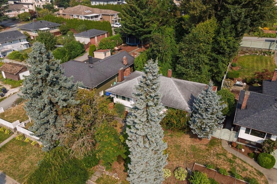 4157 Portland Street Burnaby, BC - 8