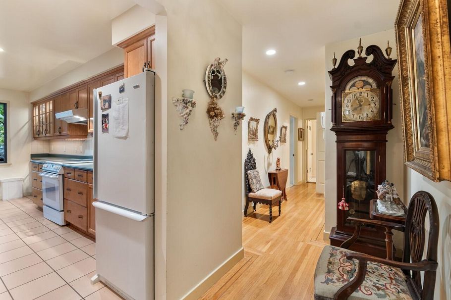 201 1695 W 10th Avenue Vancouver, BC - 19