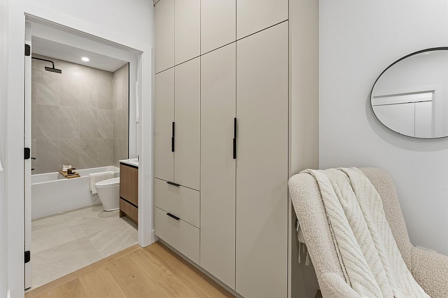 1 3218 W 38th Avenue Vancouver, BC - 19