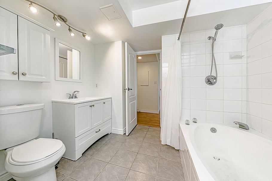 1405 1020 Harwood Street Vancouver, BC - 14