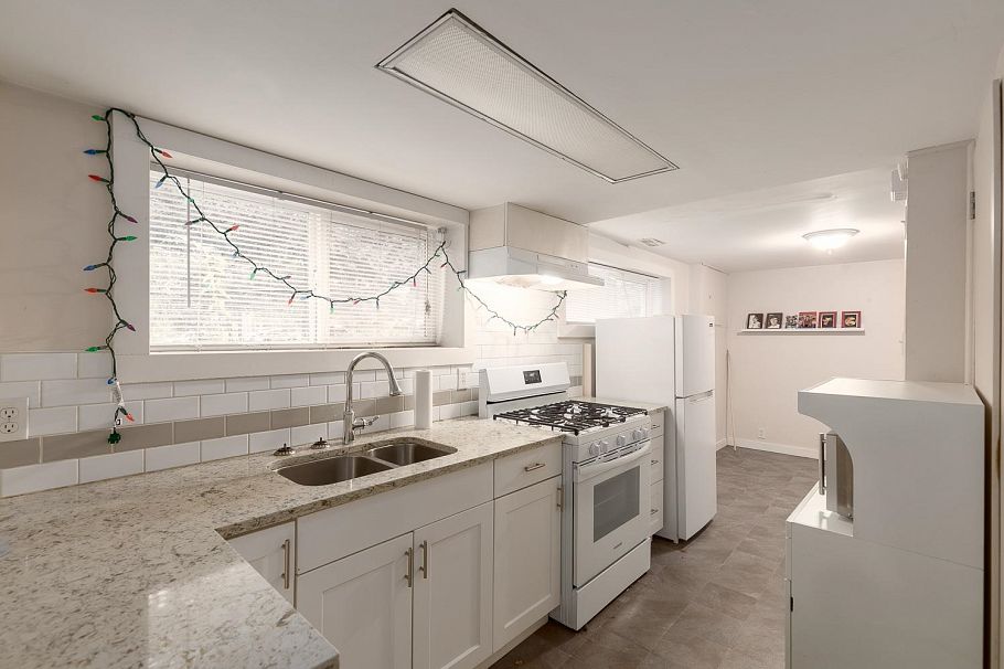 832 Salsbury Drive Vancouver, BC - 14