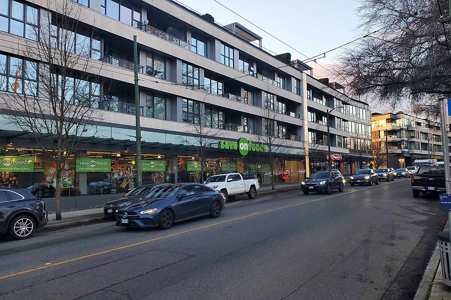 7475 West Boulevard Vancouver, BC - 38