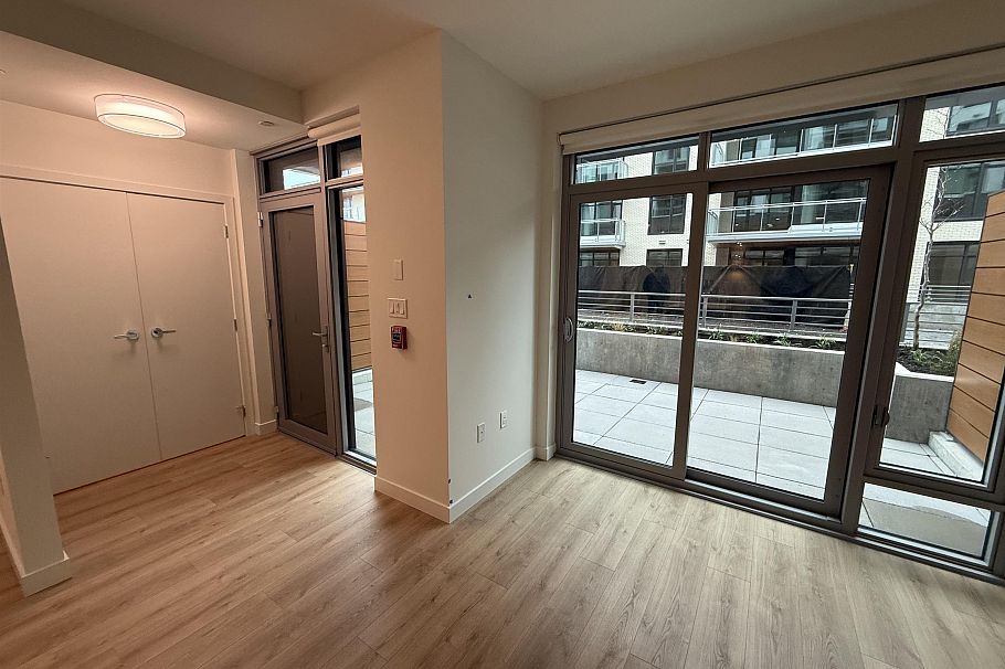 117 755 HARBOURSIDE DRIVE, North Vancouver BC V7P 0G1 North Vancouver, BC - 4