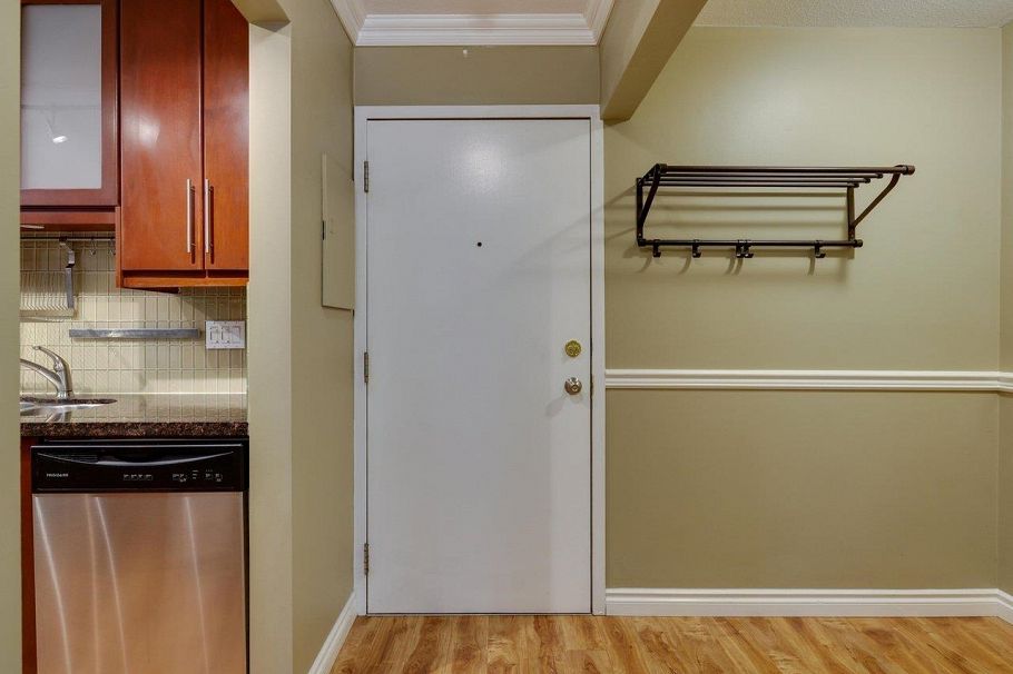 306 975 W 13th Avenue Vancouver, BC - 14